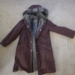 Women's Fur-Lined Hooded Coat - Brown